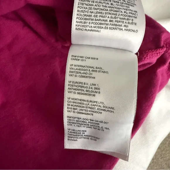 The North Face Pink Graphic Short-Sleeve Tee- XL - Picture 6 of 6